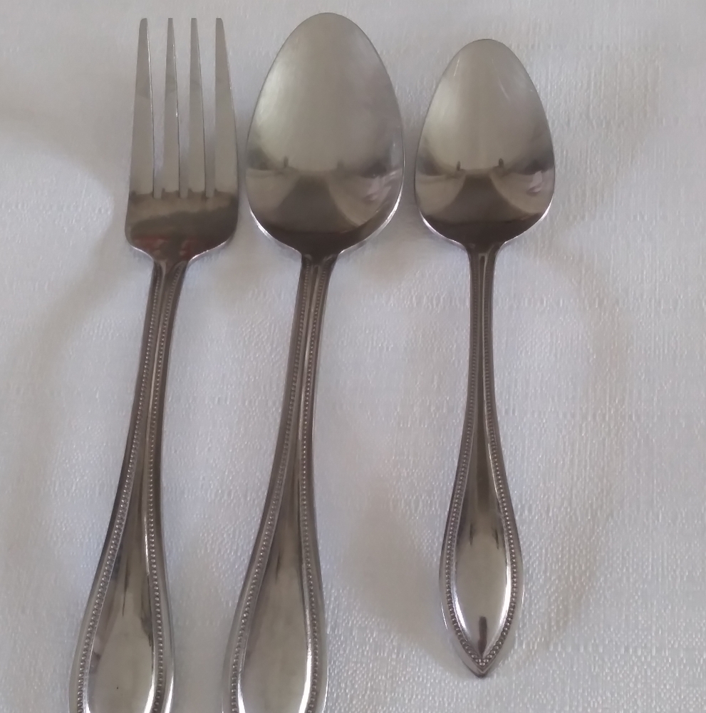 International stainless American bead flatware 3
